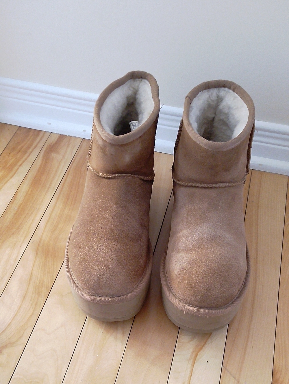 UGG Classic Mini Platform, Women's Fashion Boots